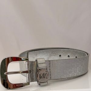 Michael Michael Kors Signature Silver Belt, Style 553264, Size Small.